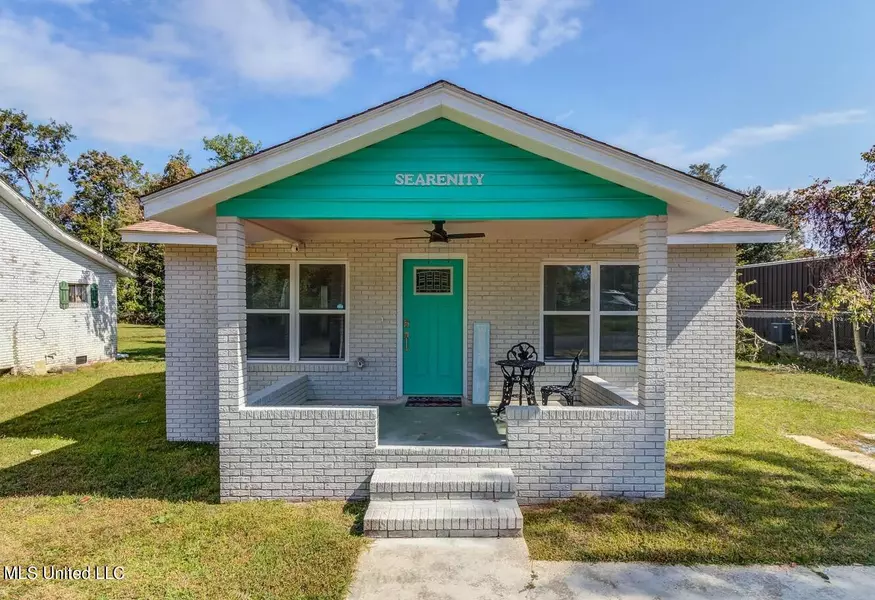 609 Gardendale Avenue, Long Beach, MS 39560