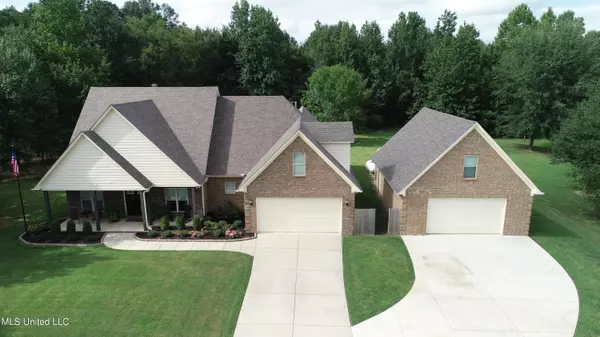 74 Vance Cove, Byhalia, MS 38611