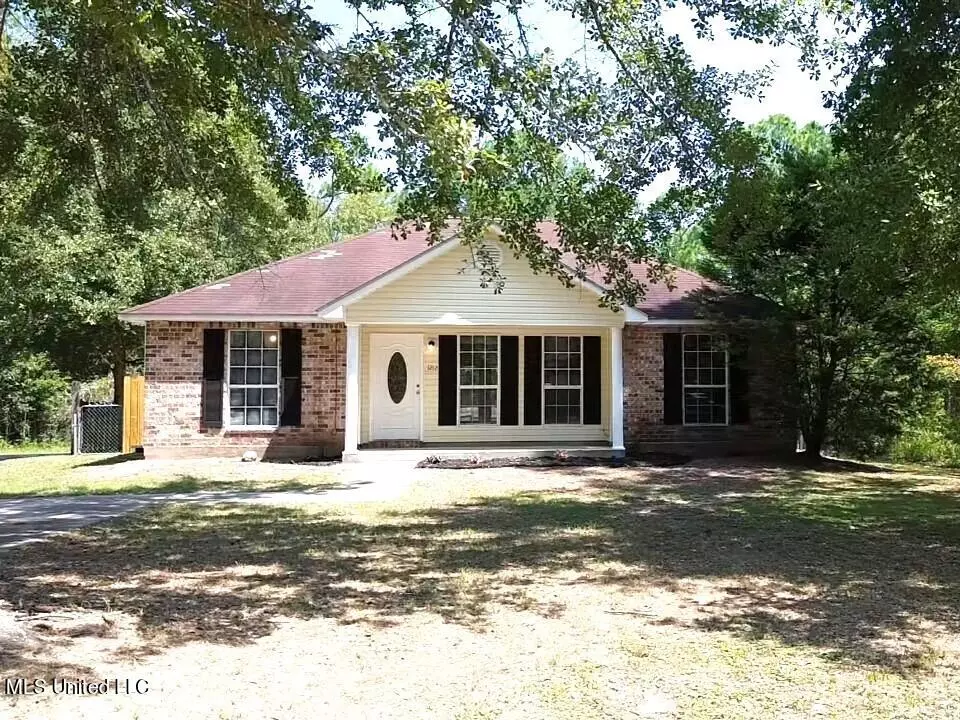 Ocean Springs, MS 39564,1212 Spruce Street