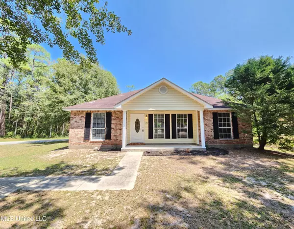 Ocean Springs, MS 39564,1212 Spruce Street