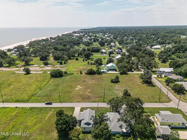 0 S Girard Avenue, Long Beach, MS 39560