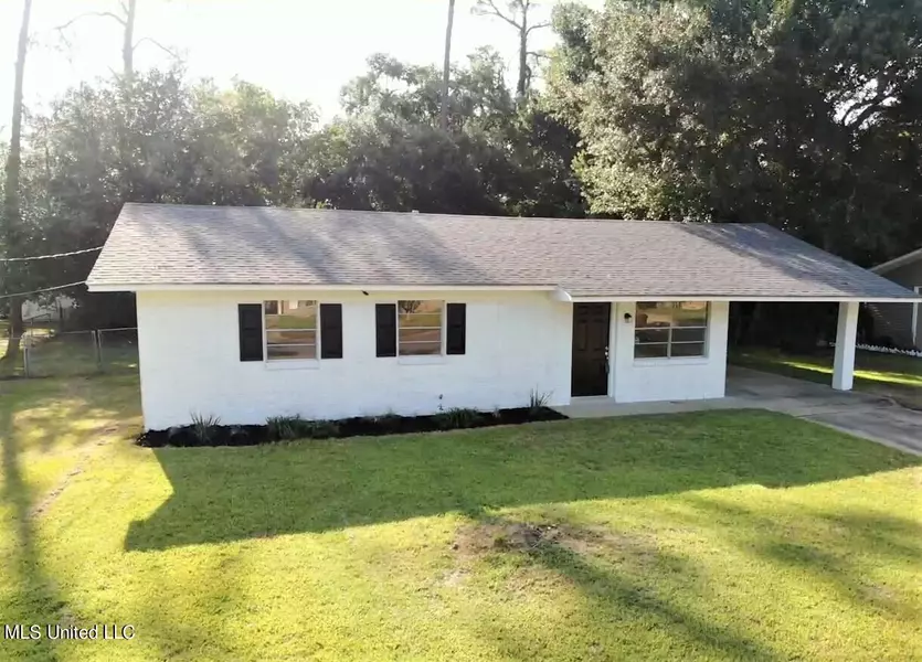 111 Alverado Drive, Long Beach, MS 39560