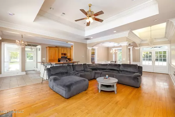 Carriere, MS 39426,7855 Hwy 11