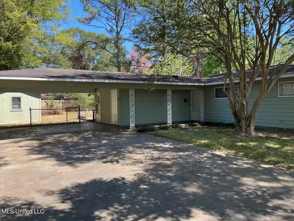 1664 Westbrook Road, Jackson, MS 39211