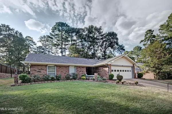 55 Sunline Drive, Brandon, MS 39042