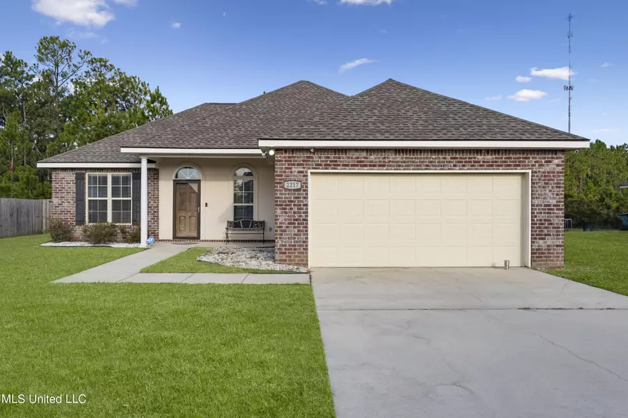 2217 Paula Circle, Ocean Springs, MS 39564