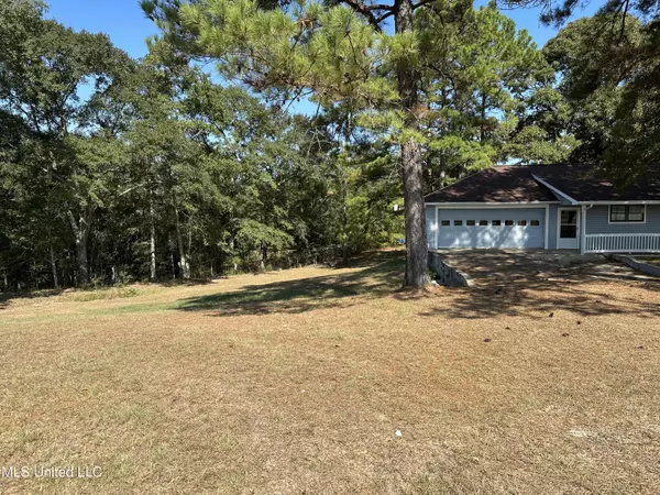 Poplarville, MS 39470,53 Buck Kirkland Road