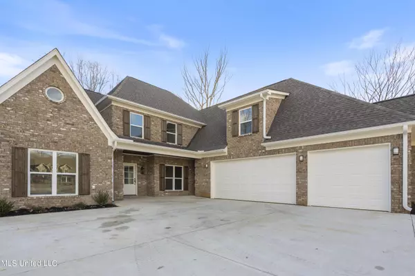 Byhalia, MS 38611,13689 Pebble Ridge Drive