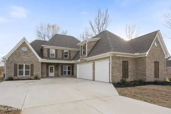 Byhalia, MS 38611,13689 Pebble Ridge Drive