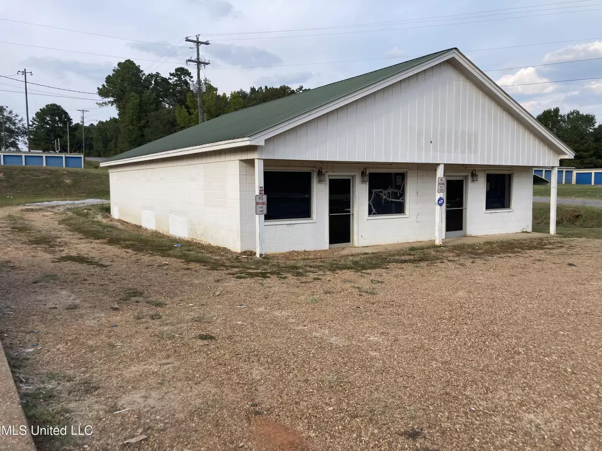 De Kalb, MS 39328,14707 W Hwy 16