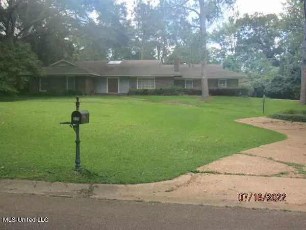 218 Brae Burn Drive, Jackson, MS 39211