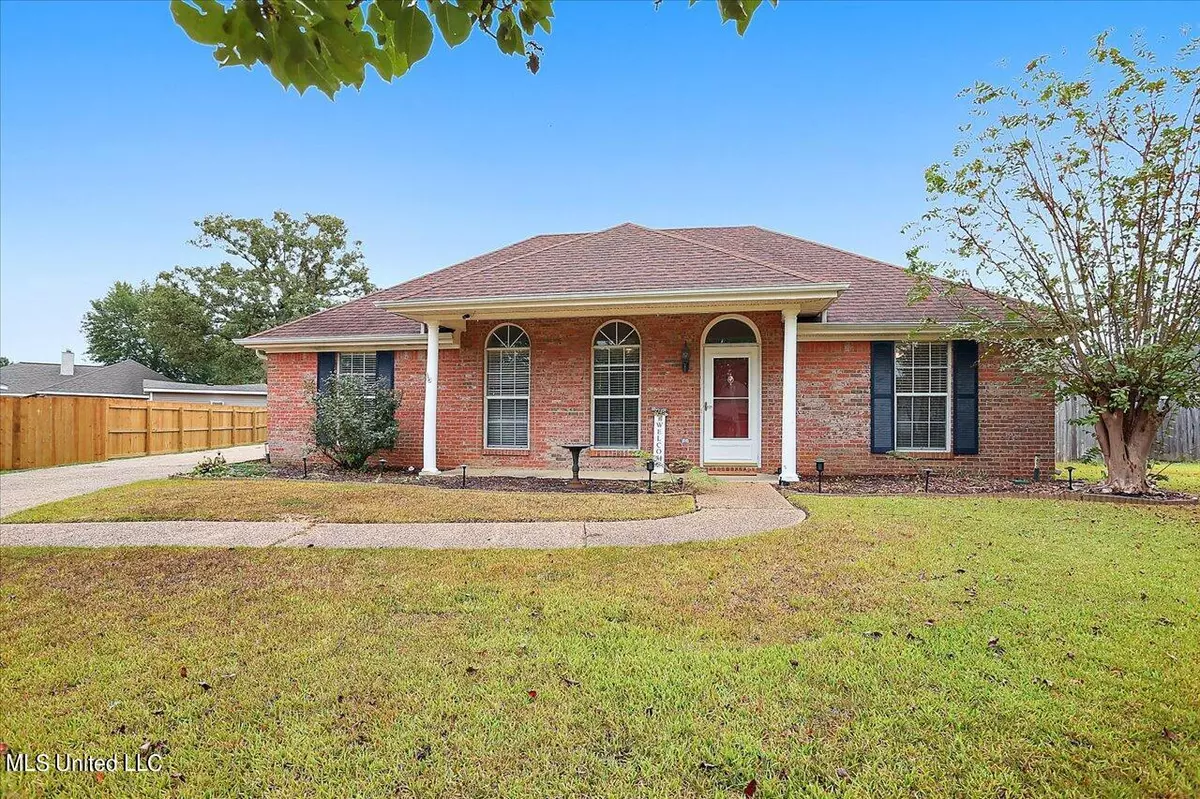 Pearl, MS 39208,205 Hickory Circle