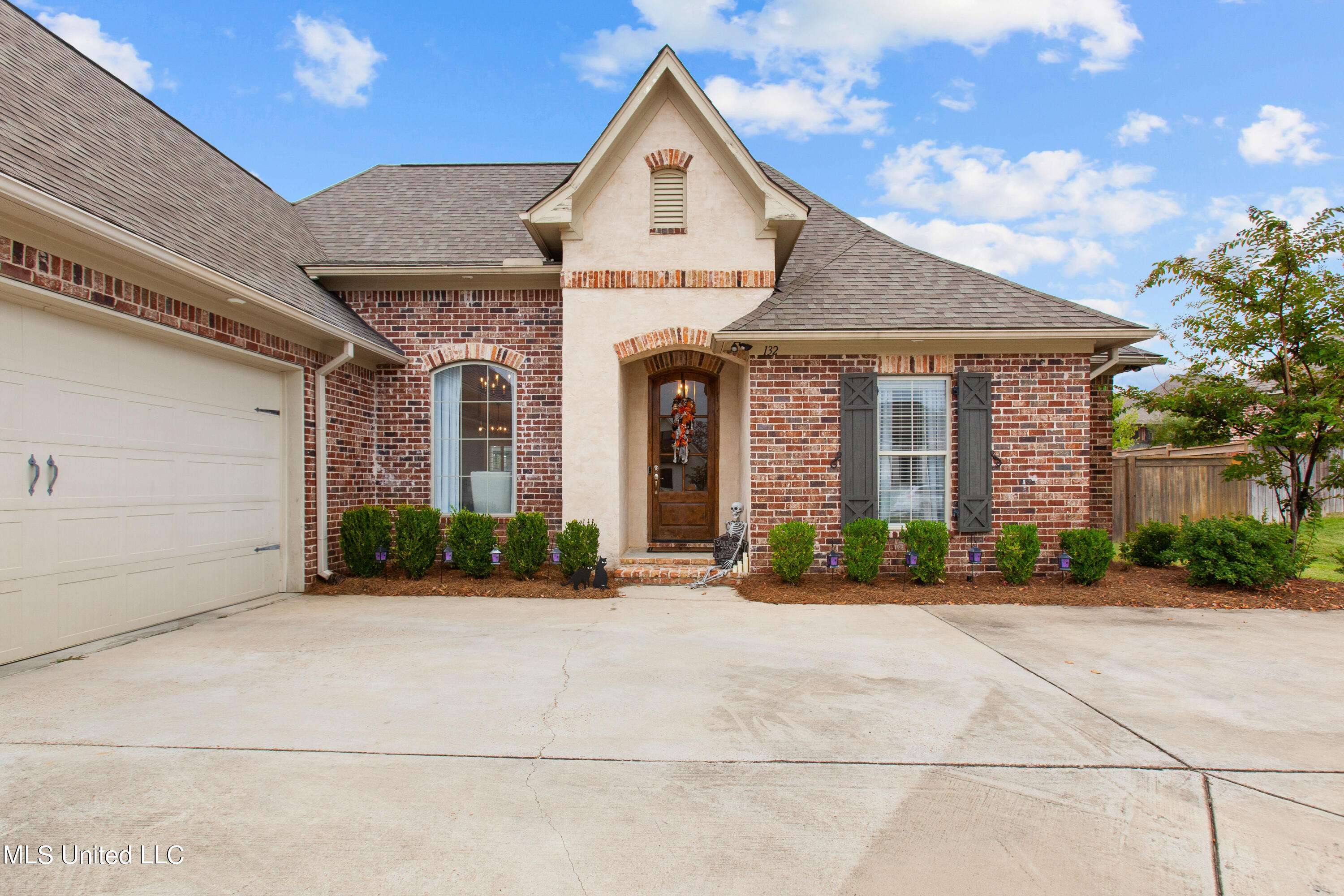 Madison, MS 39110,132 Camden Lake Circle
