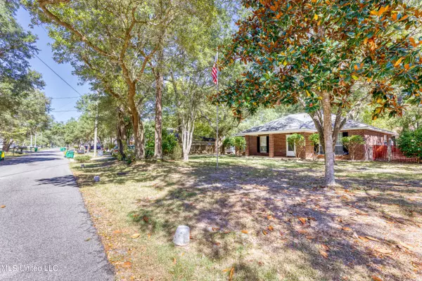 Ocean Springs, MS 39564,1500 Porpoise Street