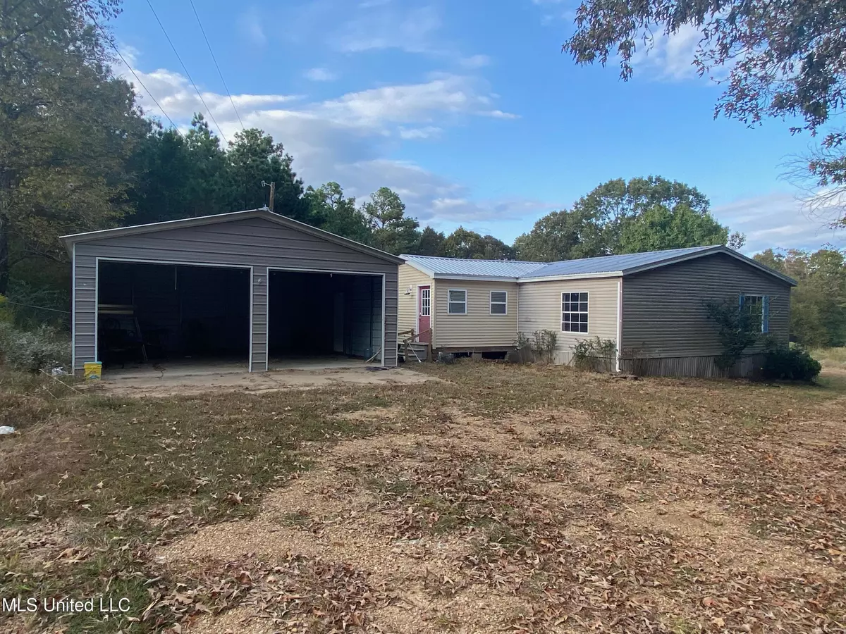 Byhalia, MS 38611,1726 Rabbit Ridge Road