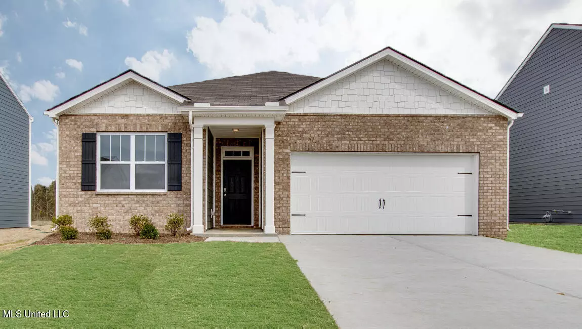 Byhalia, MS 38611,95 Thorn Tree Street