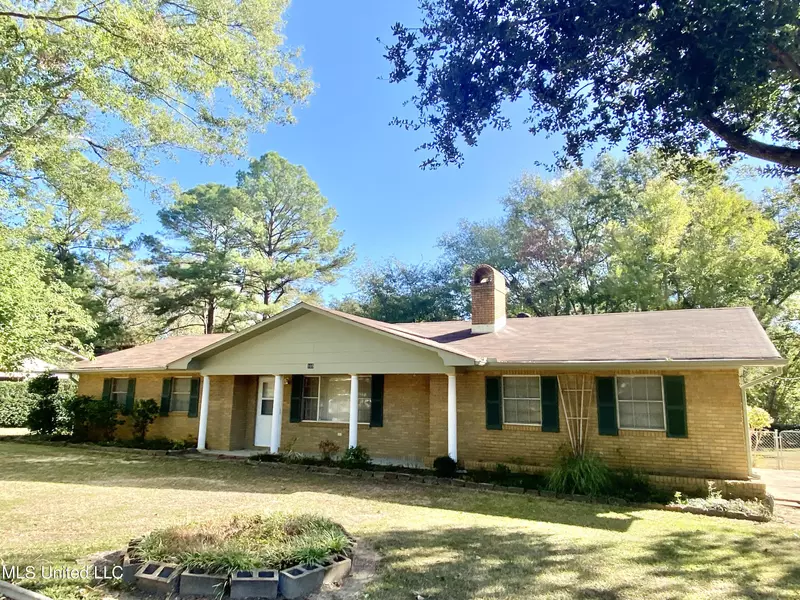 105 Susanne Street, Crystal Springs, MS 39059