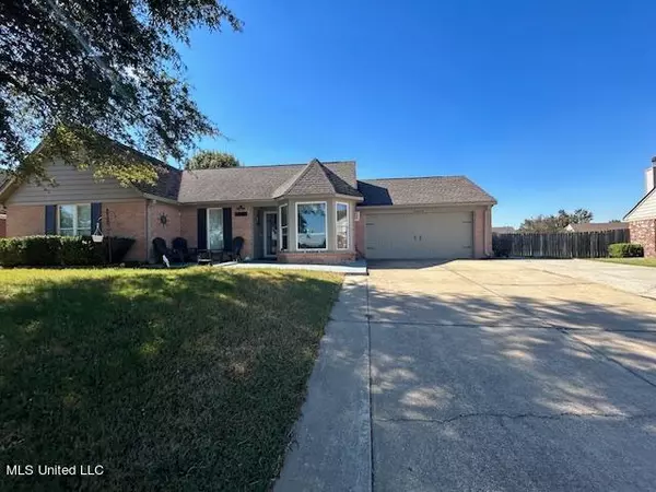 6699 Timber Point Circle, Horn Lake, MS 38637