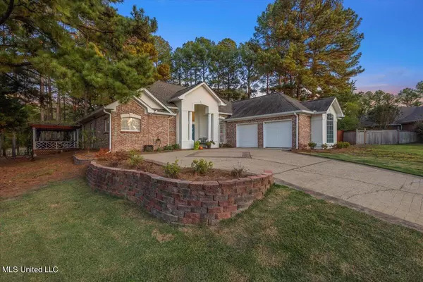 179 Whisper Lake Boulevard, Madison, MS 39110