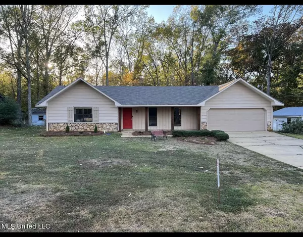 151 Oak Park Drive, Forest, MS 39074