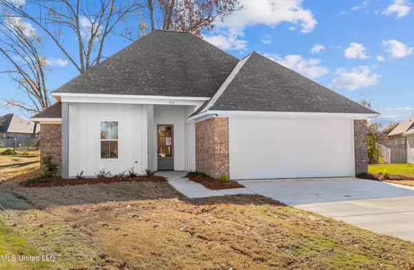 704 Autumn Hill, Madison, MS 39110