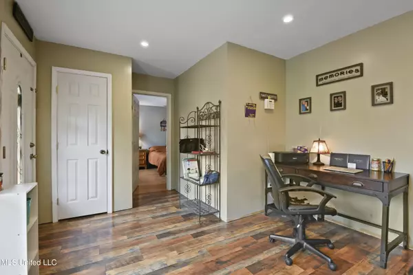 Waveland, MS 39576,814 Saint Joseph Street