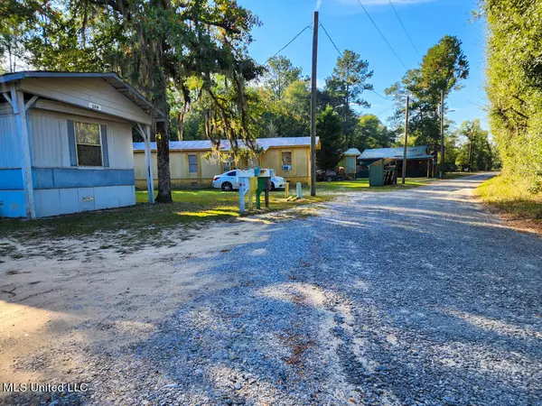 Leakesville, MS 39451,109 Lilly Pad Road