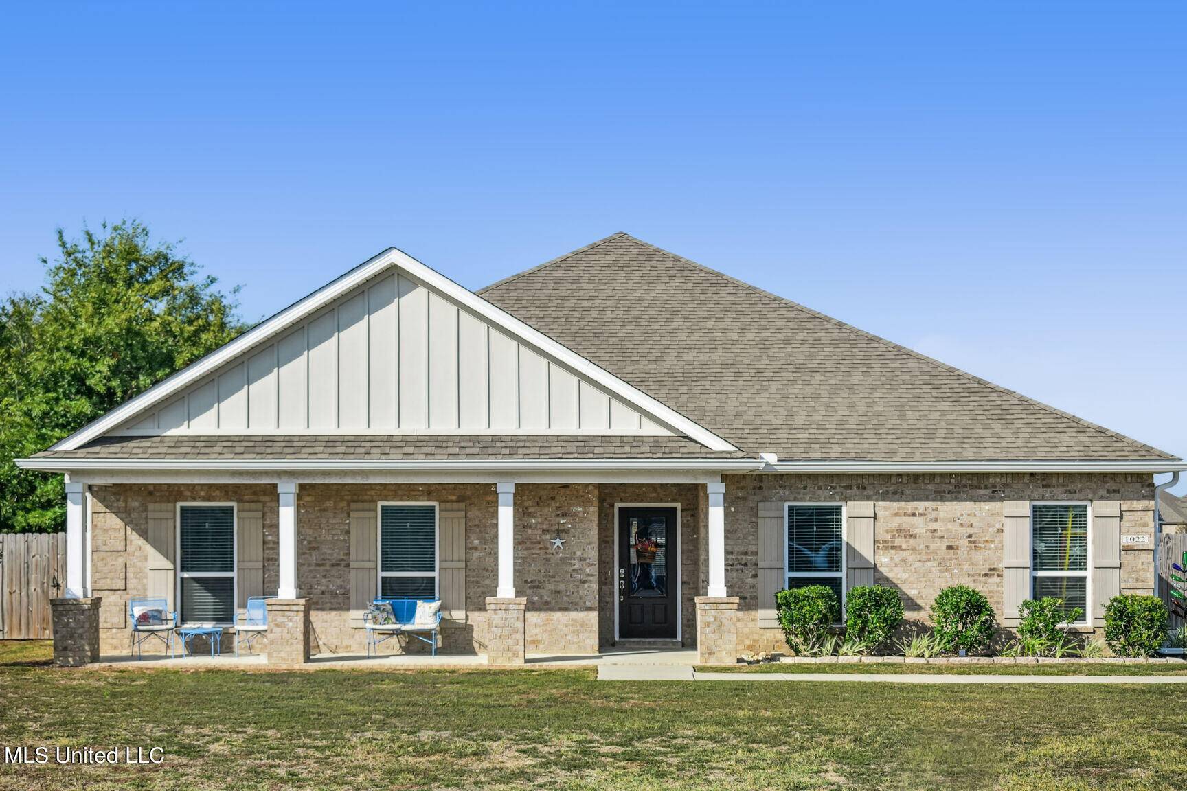 1022 Silverbell Cove, Ocean Springs, MS 39564