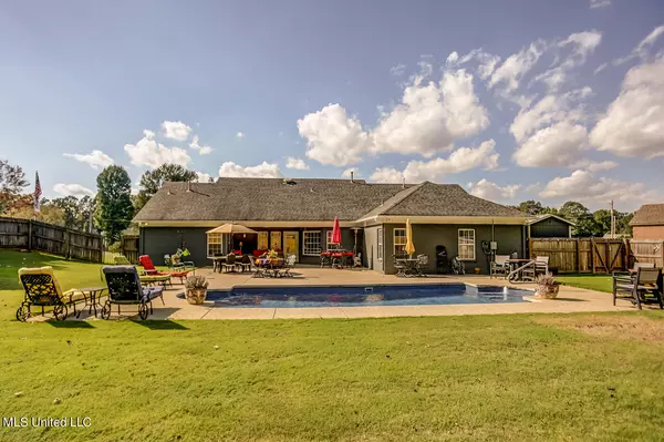 4172 S Sharon Drive, Horn Lake, MS 38637