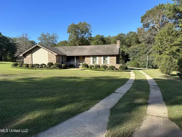 703 N Columbia Street, Poplarville, MS 39470