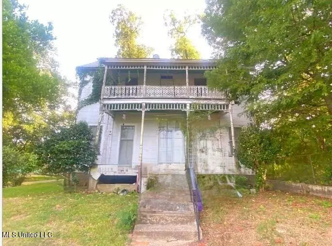 512 Jackson Street, Port Gibson, MS 39150