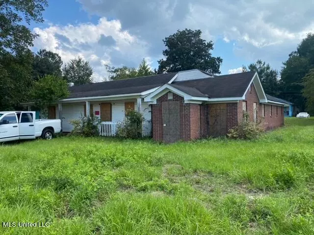 237 Columbia Street, Hattiesburg, MS 39401