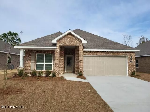 Ocean Springs, MS 39564,95 Saltmeadow Circle