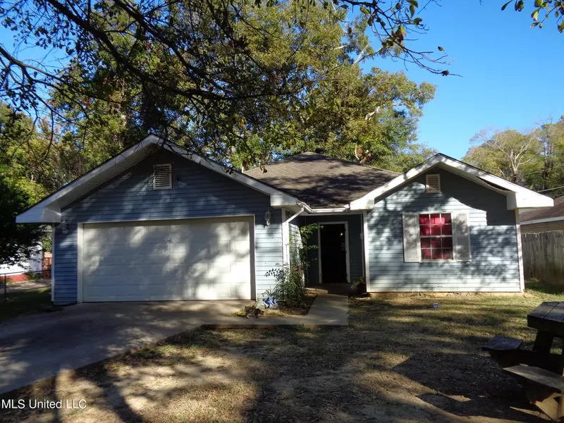 506 Campbell Street, Yazoo City, MS 39194