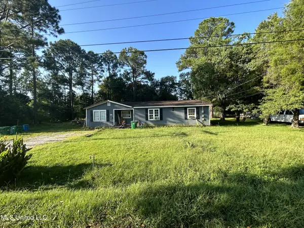 3704 Ryland Road, Moss Point, MS 39562