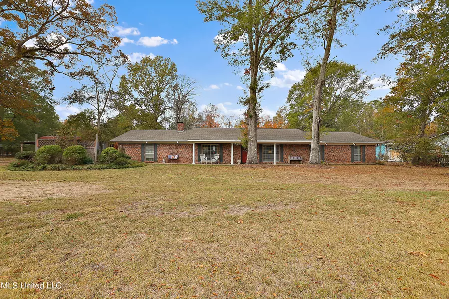 201 James Street, Richland, MS 39218