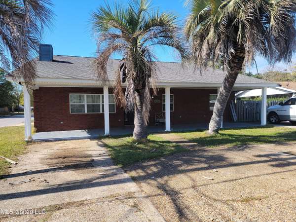 1903 Forrest Street, Pascagoula, MS 39581