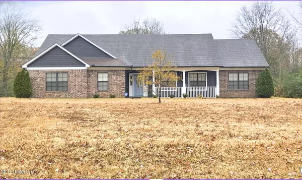 90 Woodsdale Circle, Byhalia, MS 38611