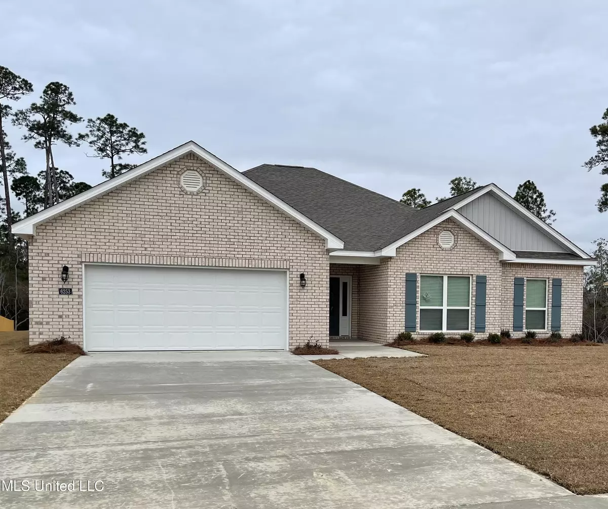 Ocean Springs, MS 39564,6253 Sandhill Cove