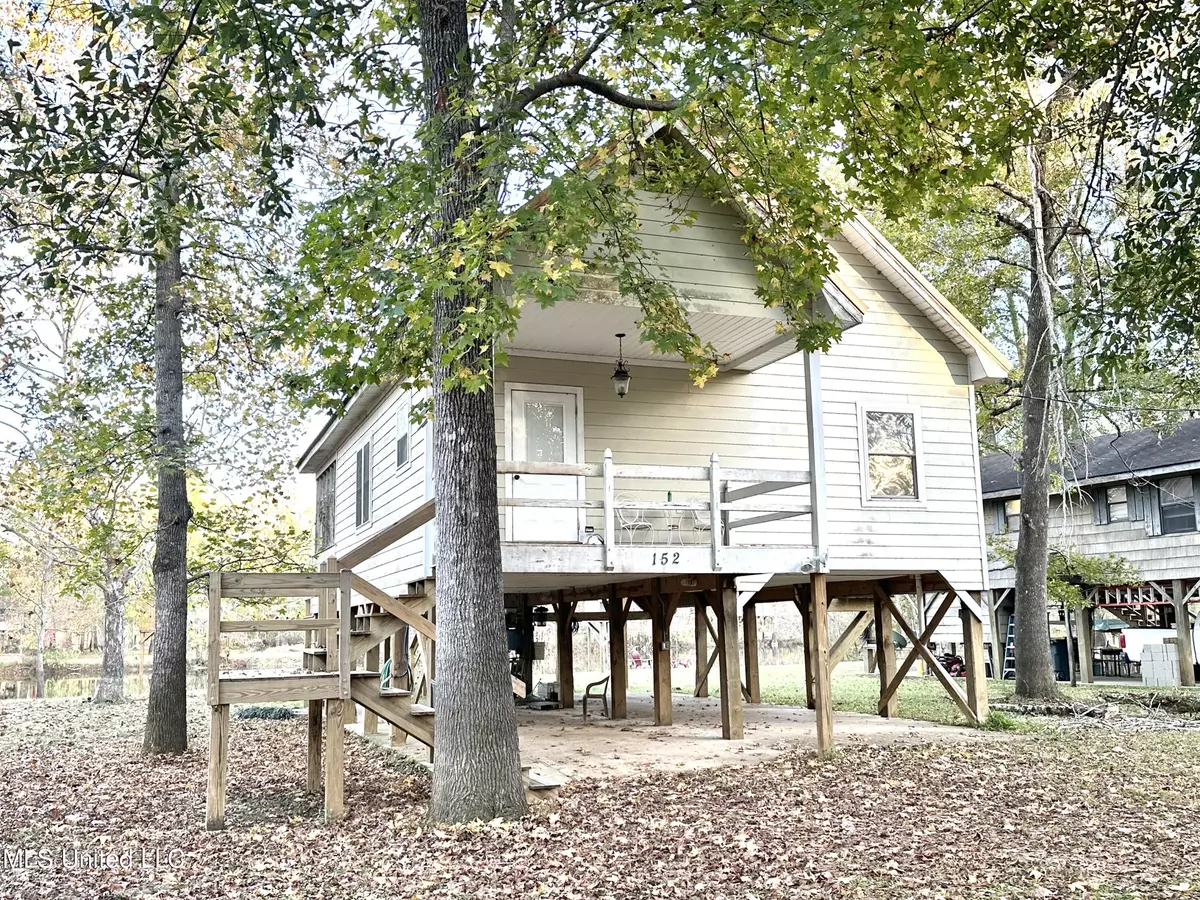 Lucedale, MS 39452,152 Mayhall Drive