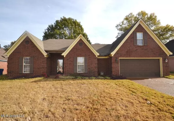 9458 E Geneva Loop, Olive Branch, MS 38654