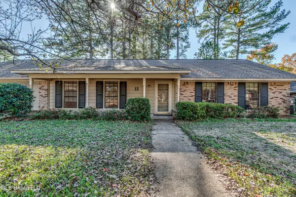 12 Treeway Drive, Brandon, MS 39042