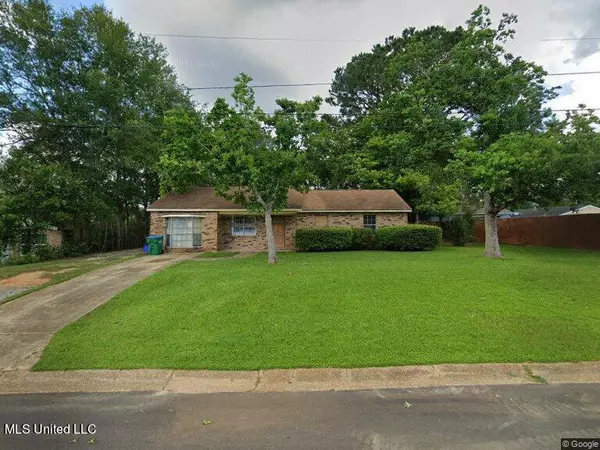 102 Beeson Street, Gulfport, MS 39503