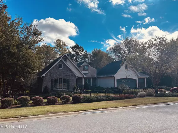 41 Cypress Lake Trail, Petal, MS 39465