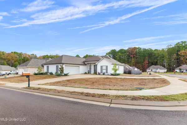 600 Hart Wood Court, Pearl, MS 39208