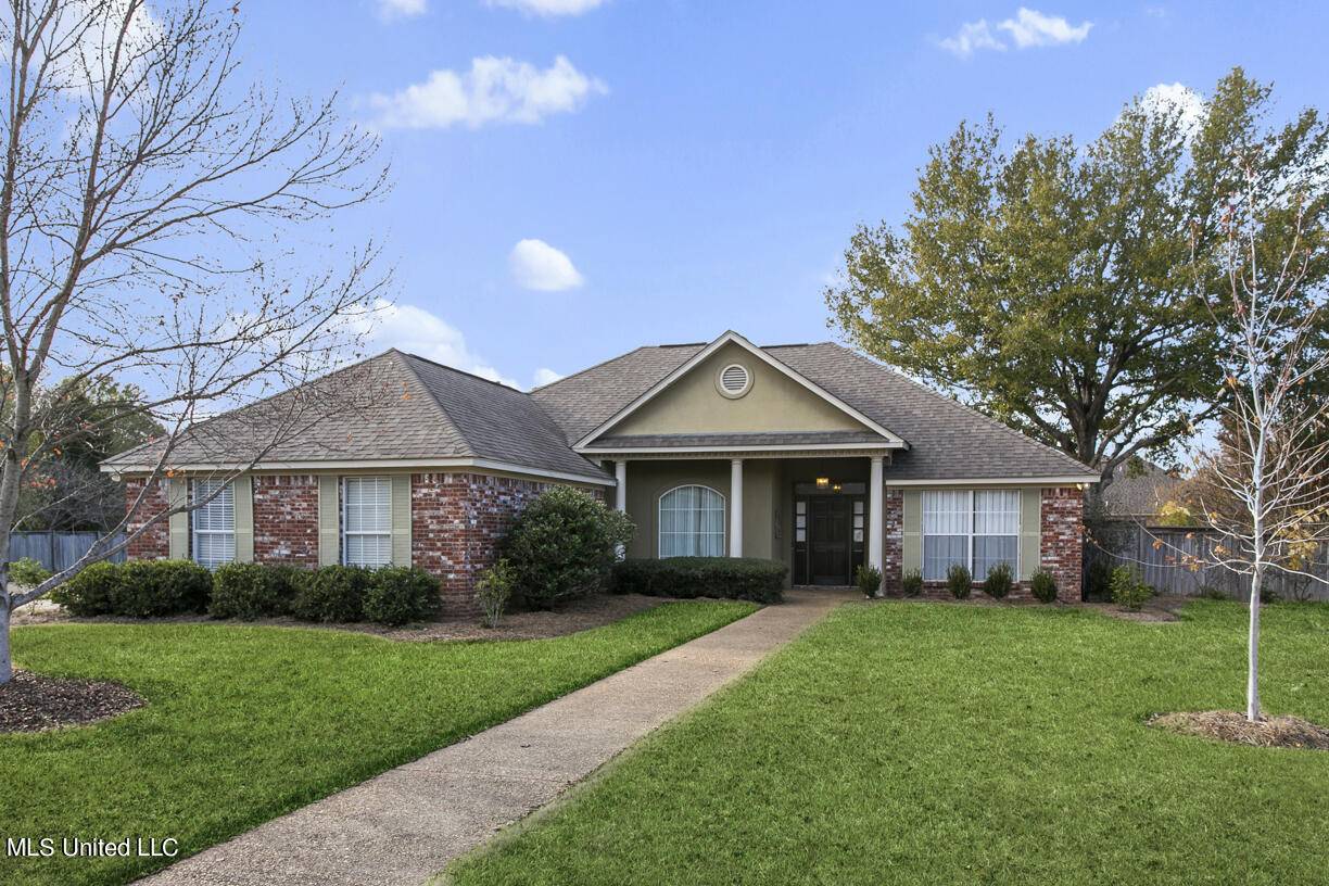 447 Madison Oaks Drive,  Madison,  MS 39110