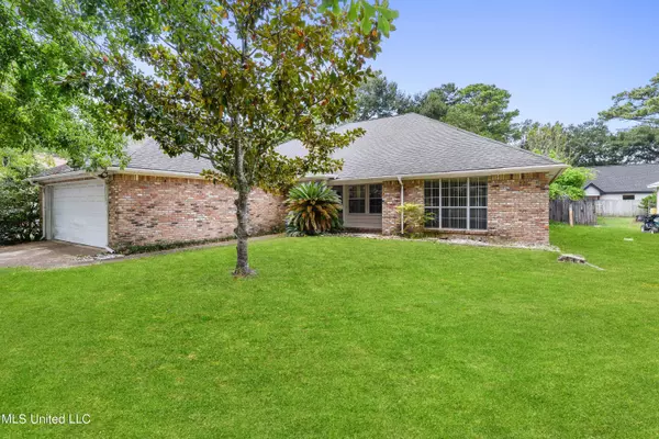 3801 Tangerine Street, Ocean Springs, MS 39564