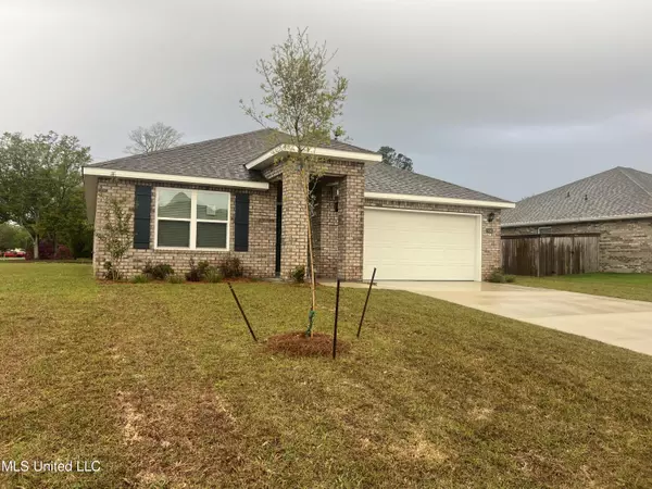 1096 Enclave Circle, Long Beach, MS 39560