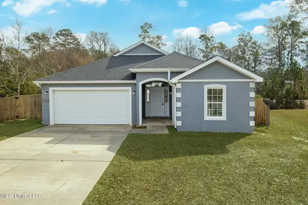 13448 Willow Oak Circle, Gulfport, MS 39503