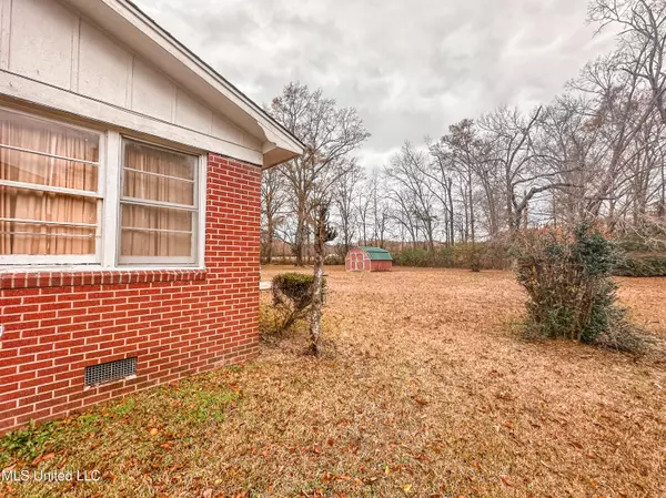 Pickens, MS 39146,29 Pine Street